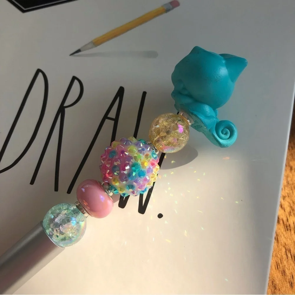Disney Doorables: Tangled: Pascal handmade beaded pen